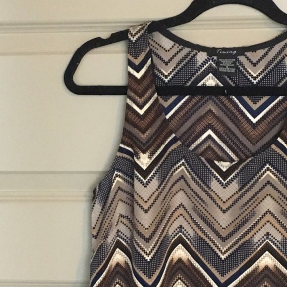 Timing Fashion Brown Pattern Top - Picture 3 of 4